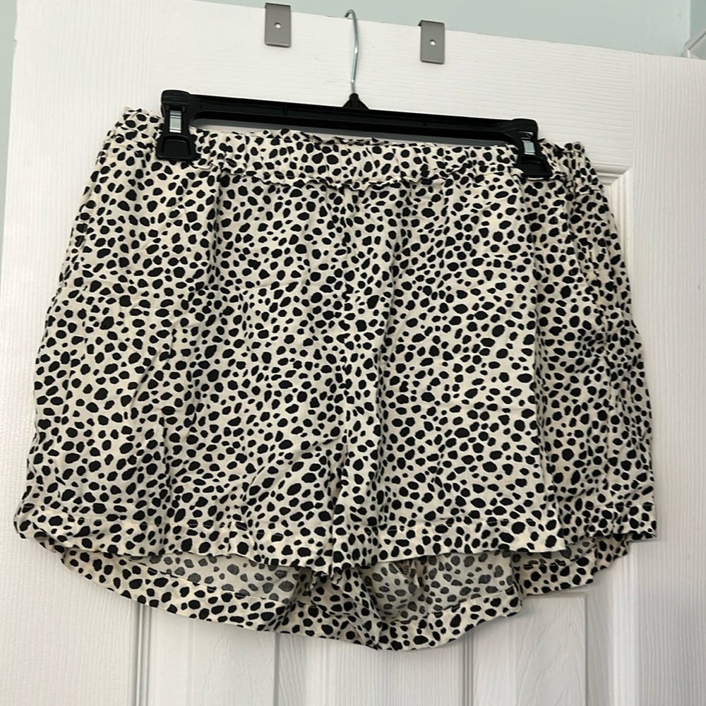 Aerie shorts leopard comfy